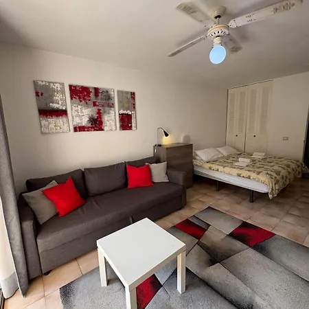 بيت ريفي Castle Harbour 402 لوس كريستيانوس