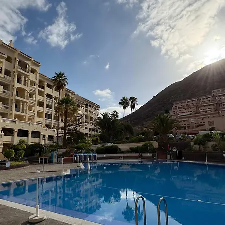 Castle Harbour 402 بيت ريفي *