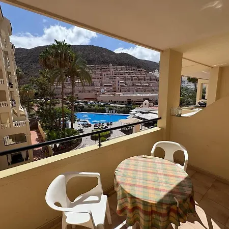 بيت ريفي Castle Harbour 402 لوس كريستيانوس