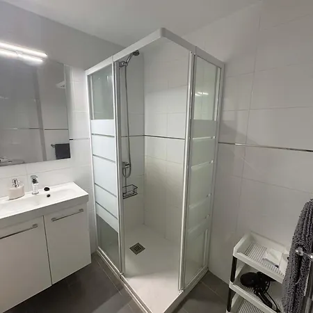 بيت ريفي Castle Harbour 402