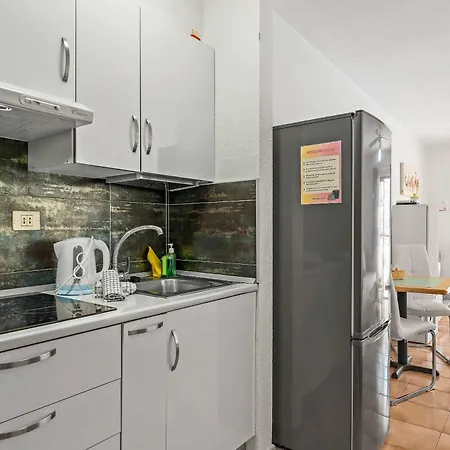 Castle Harbour 402 Лос Кристианос