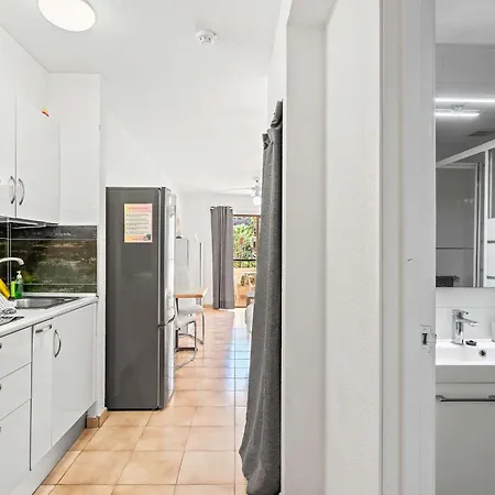 Apartment Castle Harbour 402