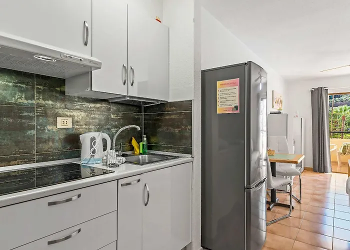 Castle Harbour 402 Лос Кристианос